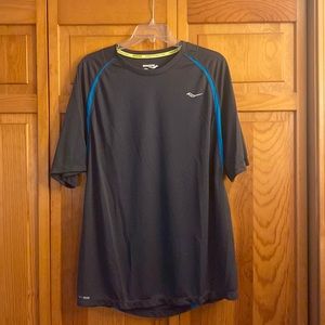 Saucony Men’s T-shirt!